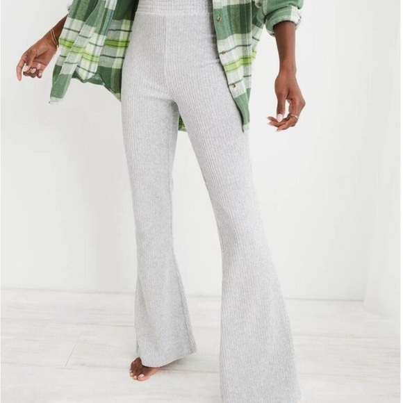Gray Ribbed Flare Pants - Picture 1 of 6